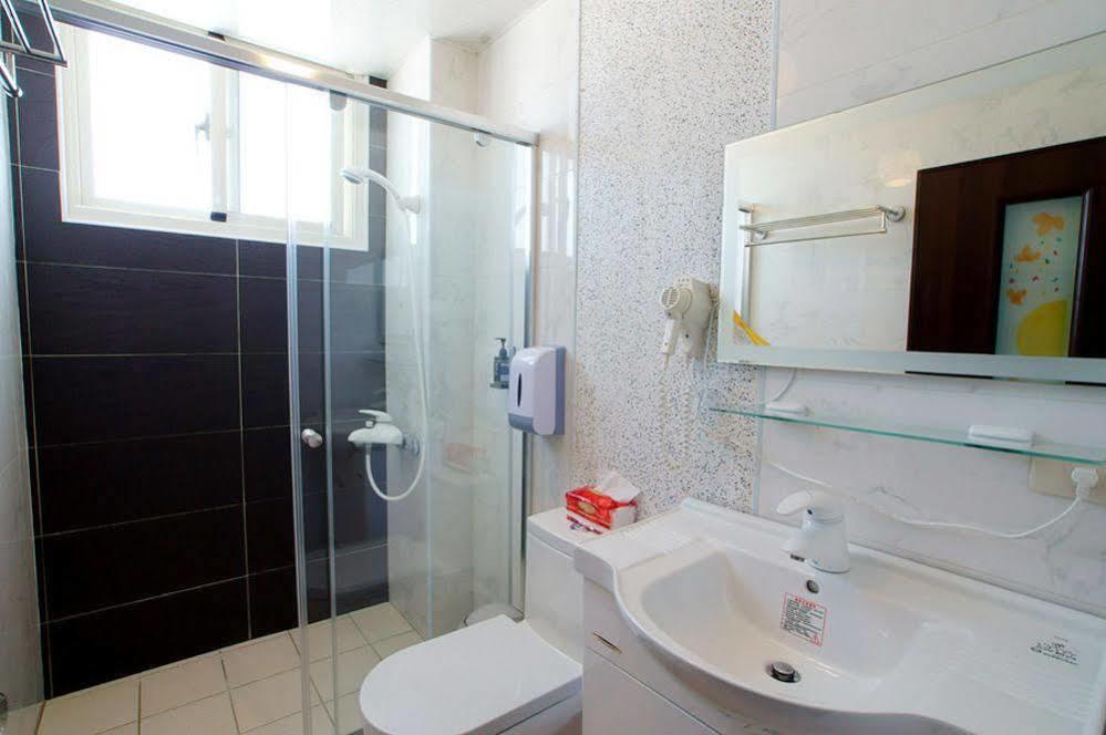 Happy Sun Apartment Taitung Exterior photo